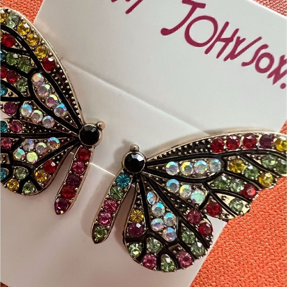 💙 Betsey Johnson stunning crystals butterfly wing earrings 💙